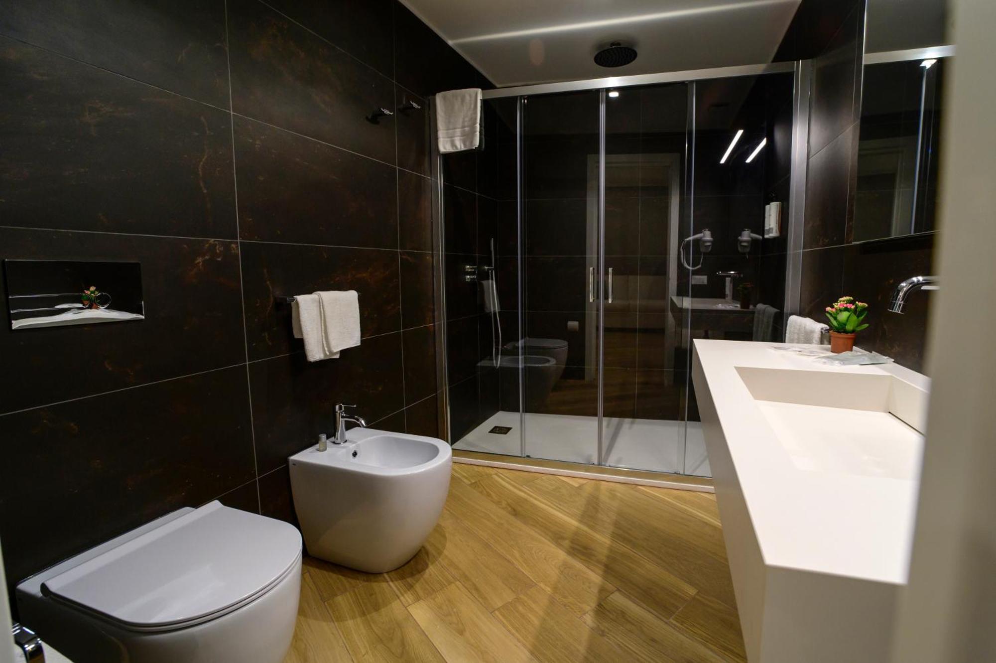 Maqueda - Room & Suite Palermo Ngoại thất bức ảnh