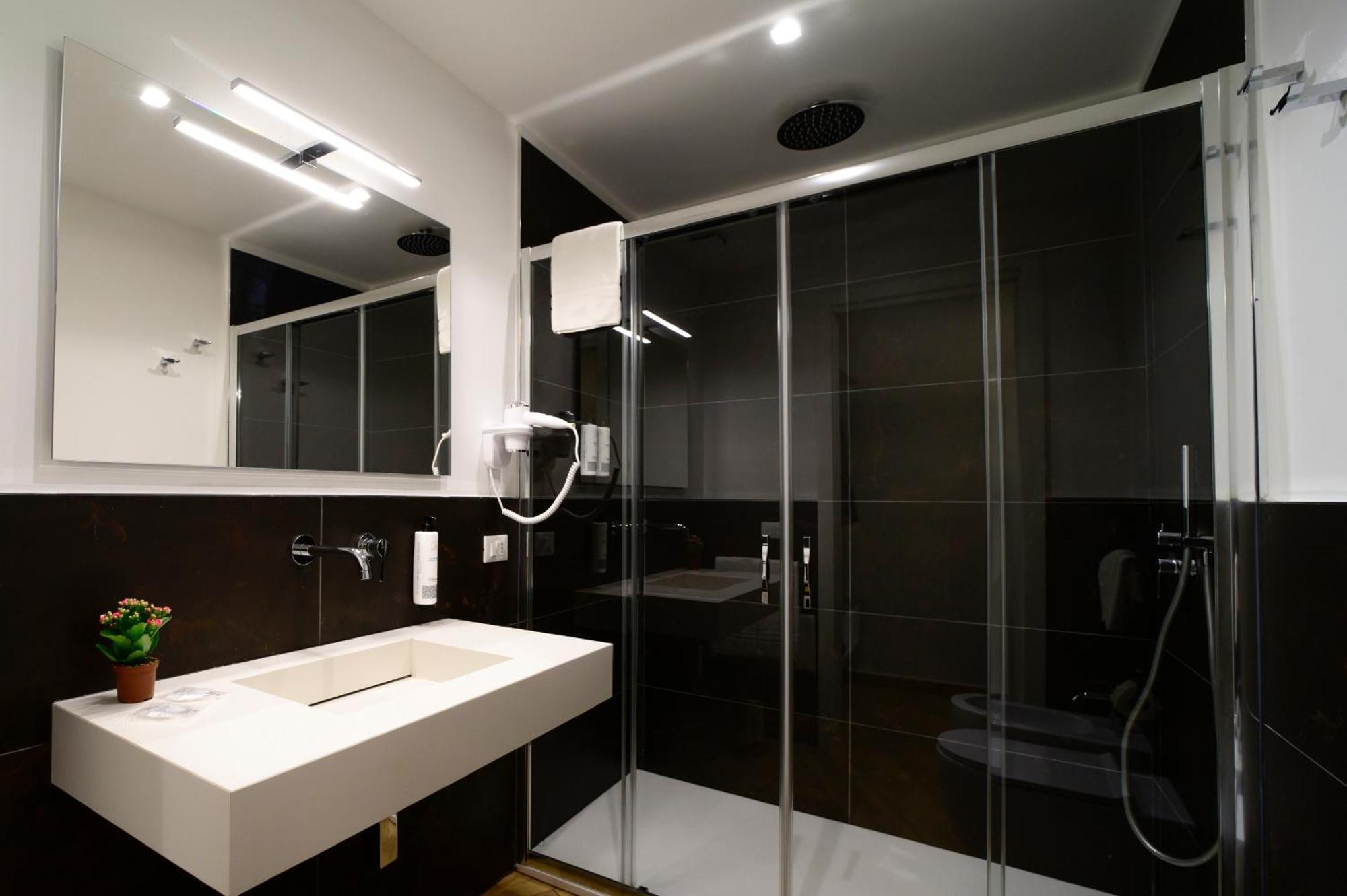 Maqueda - Room & Suite Palermo Ngoại thất bức ảnh