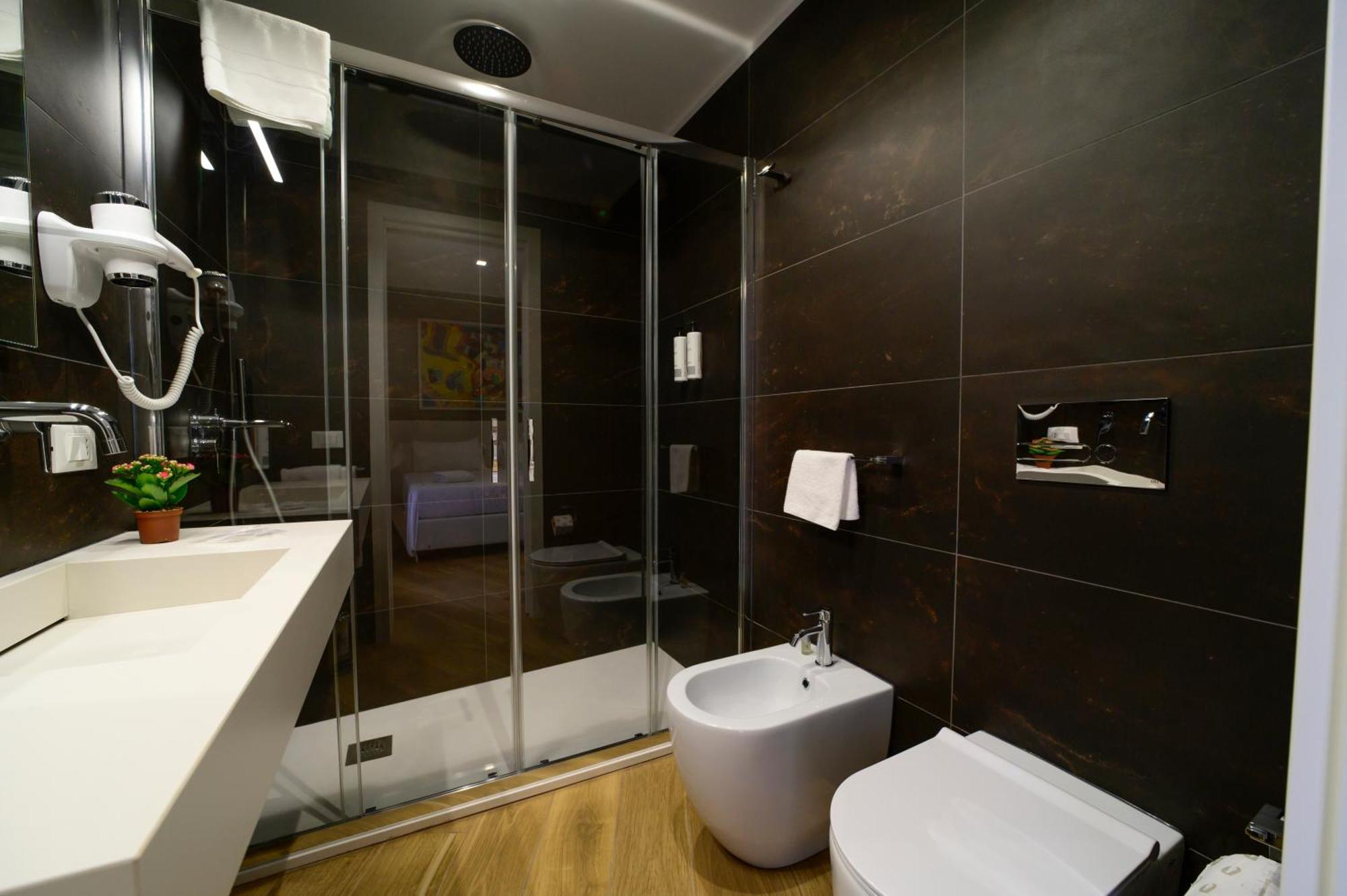 Maqueda - Room & Suite Palermo Ngoại thất bức ảnh